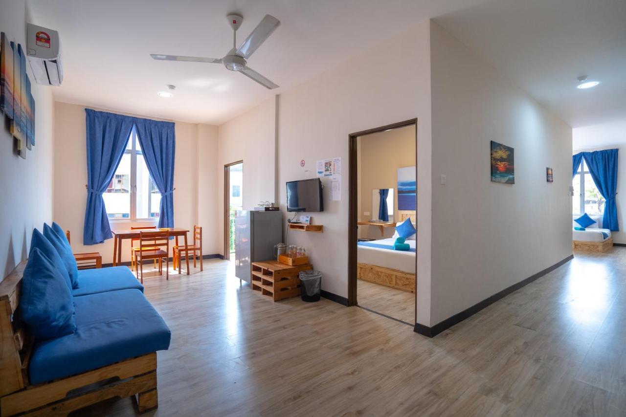 Paretto Seaview Hotel Pantai Cenang  Exterior photo