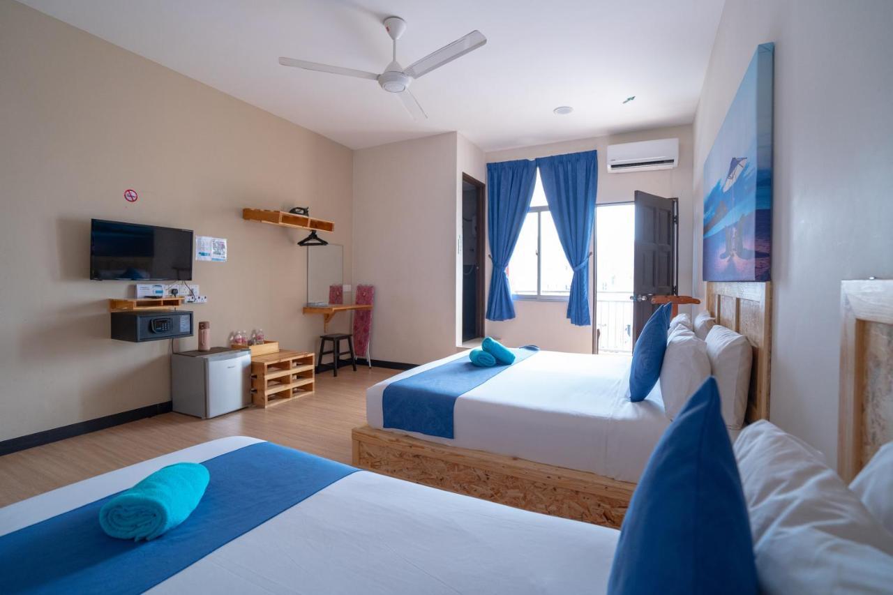 Paretto Seaview Hotel Pantai Cenang  Exterior photo