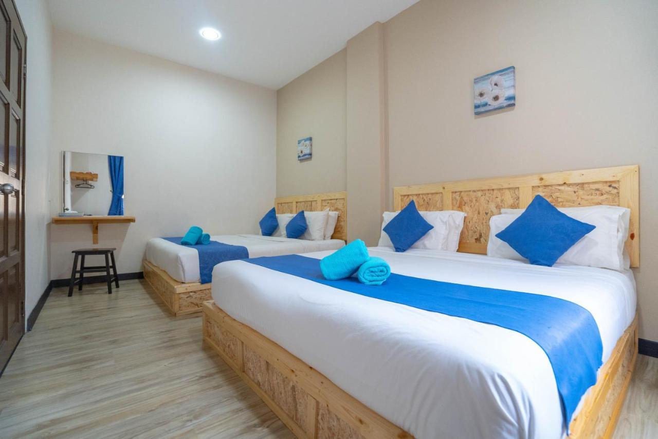 Paretto Seaview Hotel Pantai Cenang  Exterior photo